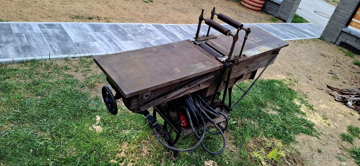 Srovnávačka s přítlakem - 2