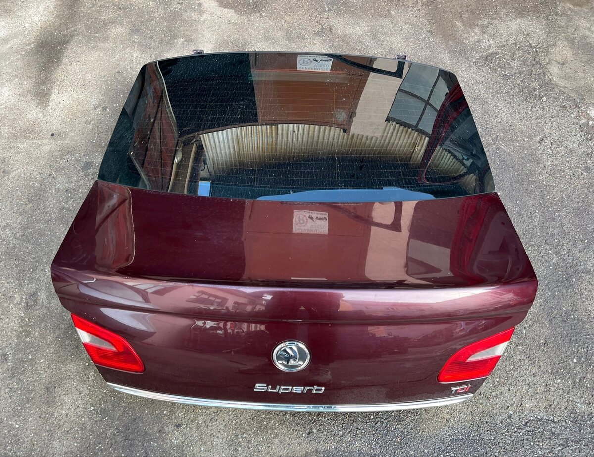 Š. Superb II Sedan - Víko , twindoor / 9893 ( LF3X ) - 2