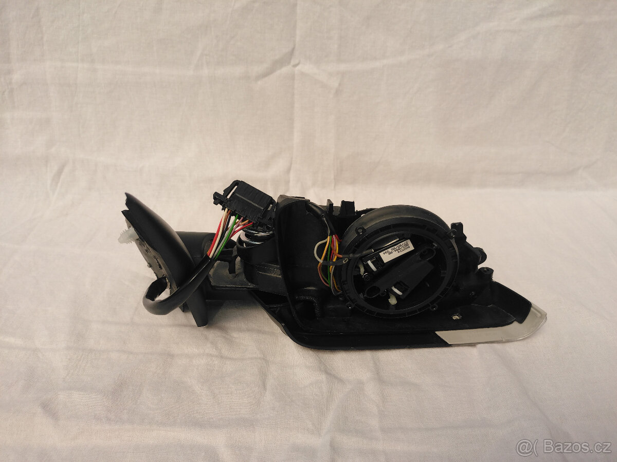 Zrcátko Octavia před Facelift pravé - nové - 2