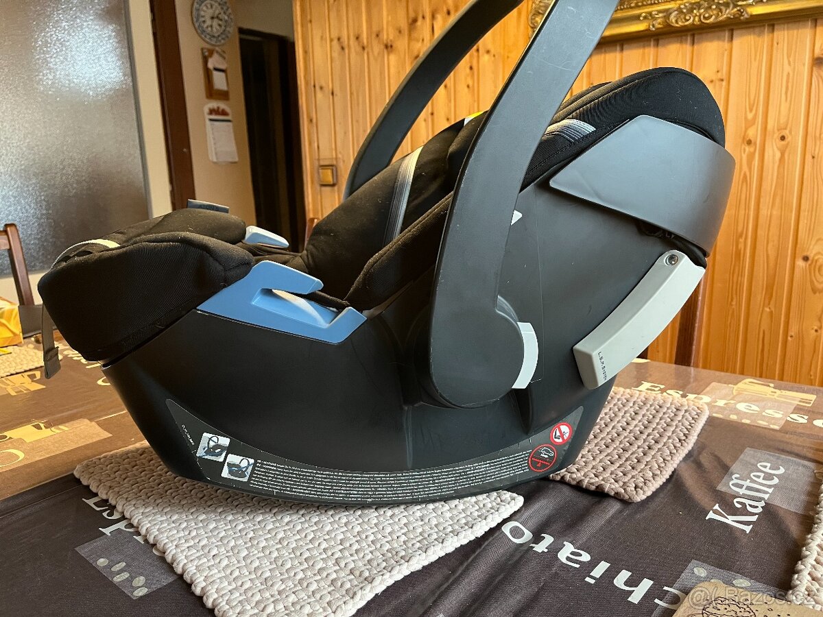 Autosedačka-vajíčko Cybex model ATON 5 - 2