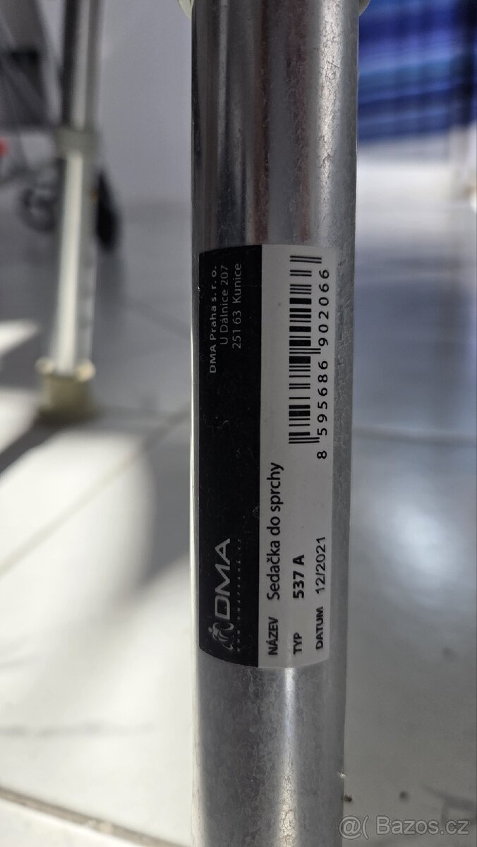 Prodam zidli/sedacku do koupelny DMA 537A - 2
