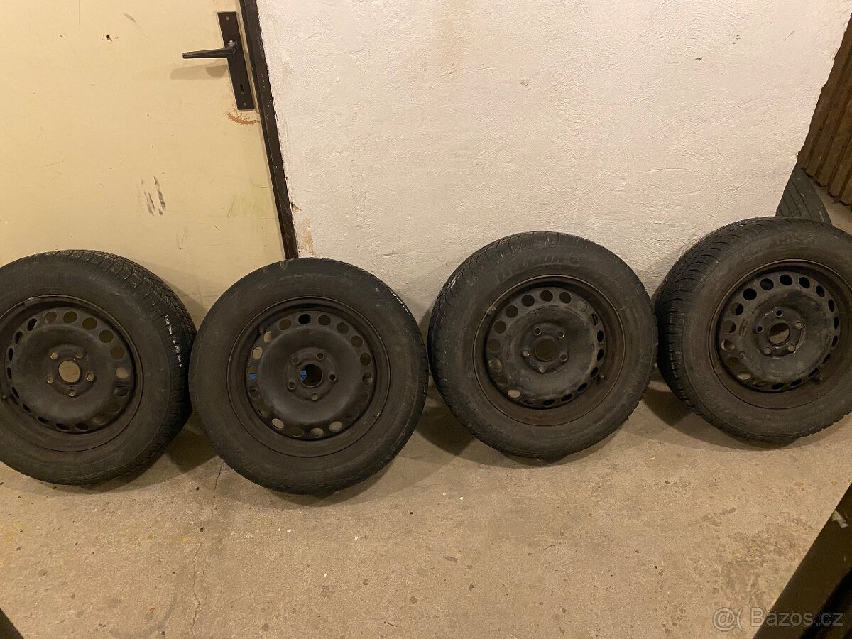 2 sady kol. 195/65 (R15) - 2