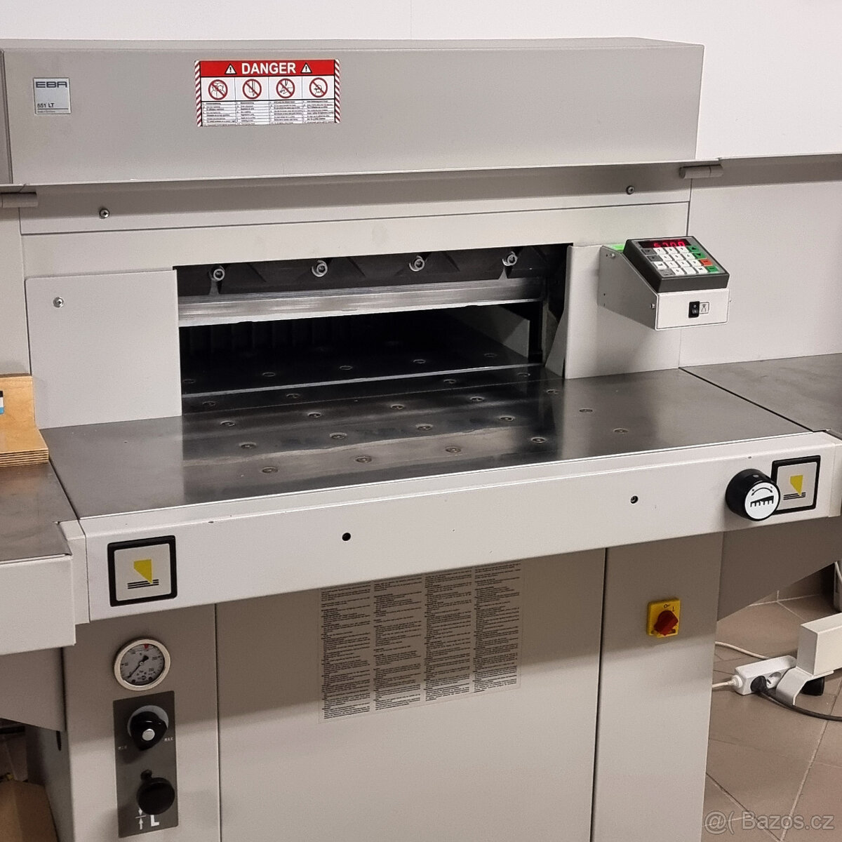 Hydraulická řezačka papíru EBA / IDEAL 551 LT - 2