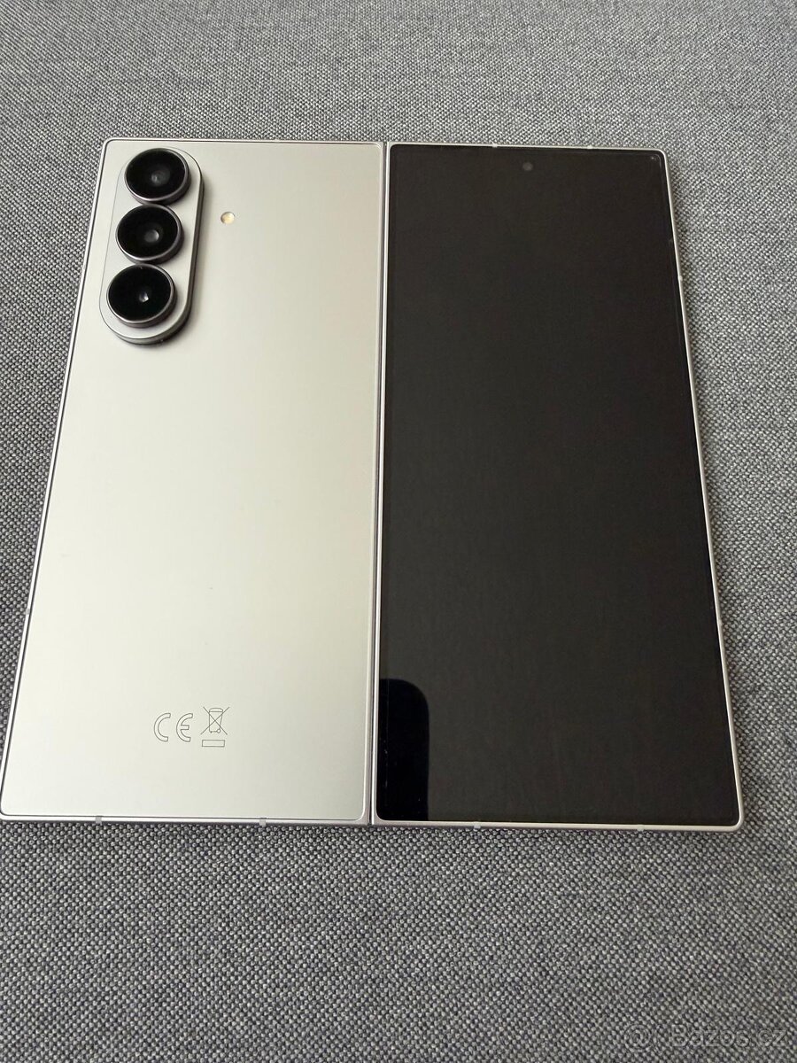 Samsung Z Fold 7 512GB - 2