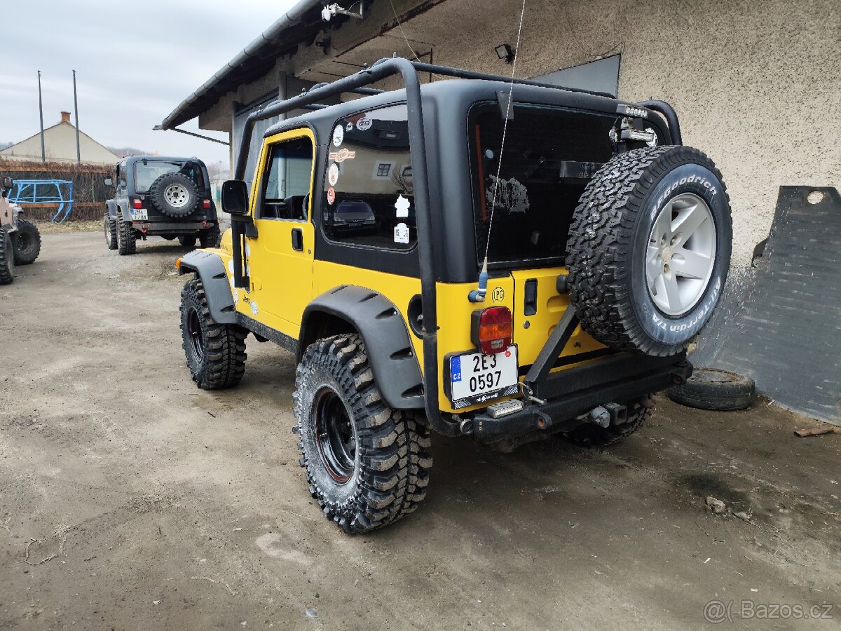 Jeep Wrangler 4.0 TJ Rubicon - 2