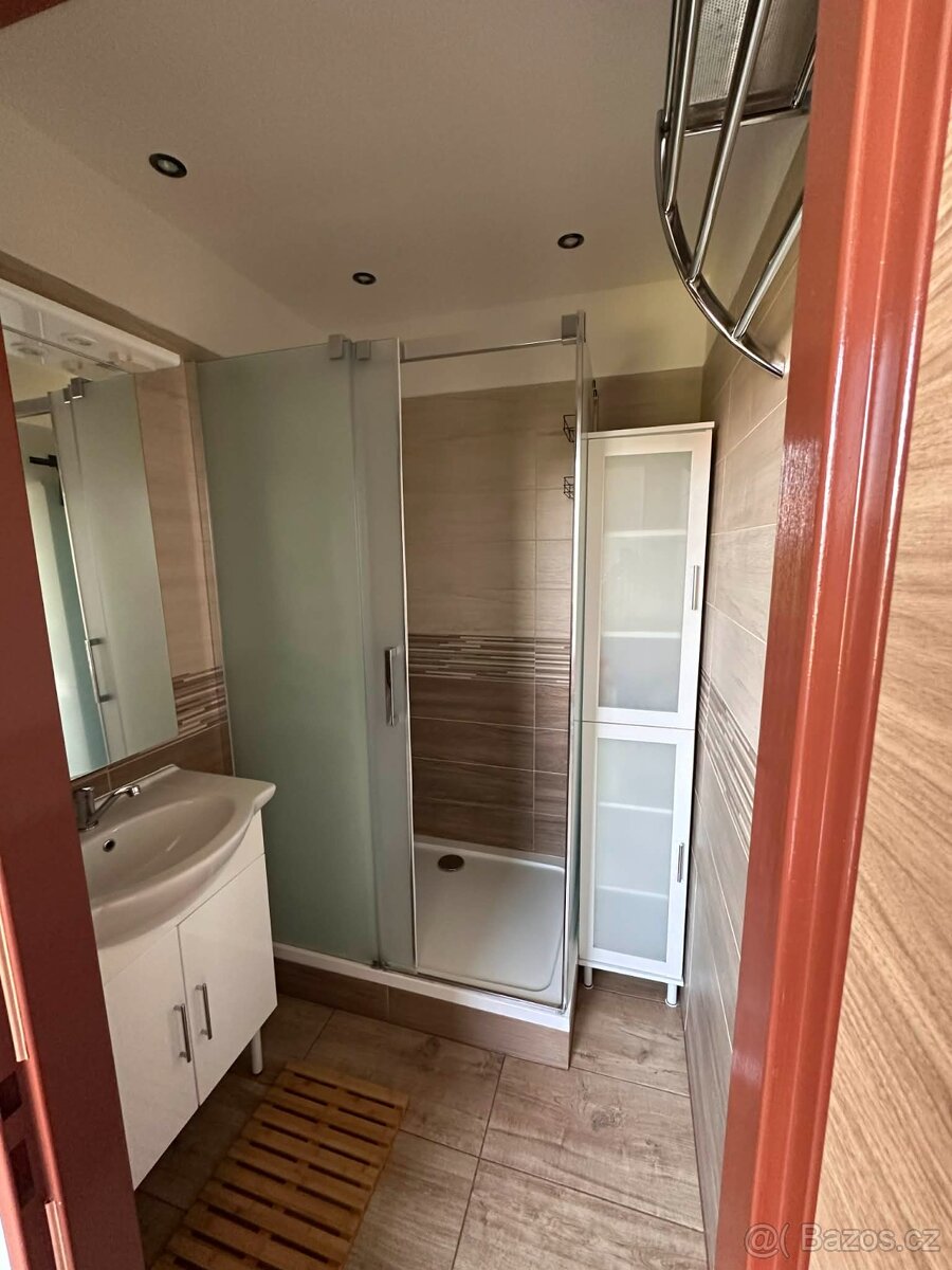 Pronájem bytu 2+1 56 m² Mohelnice - 2