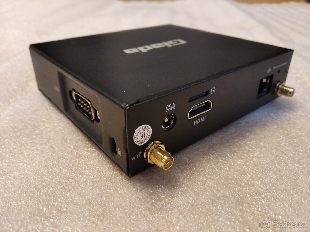 PC Giada DN73 - 2
