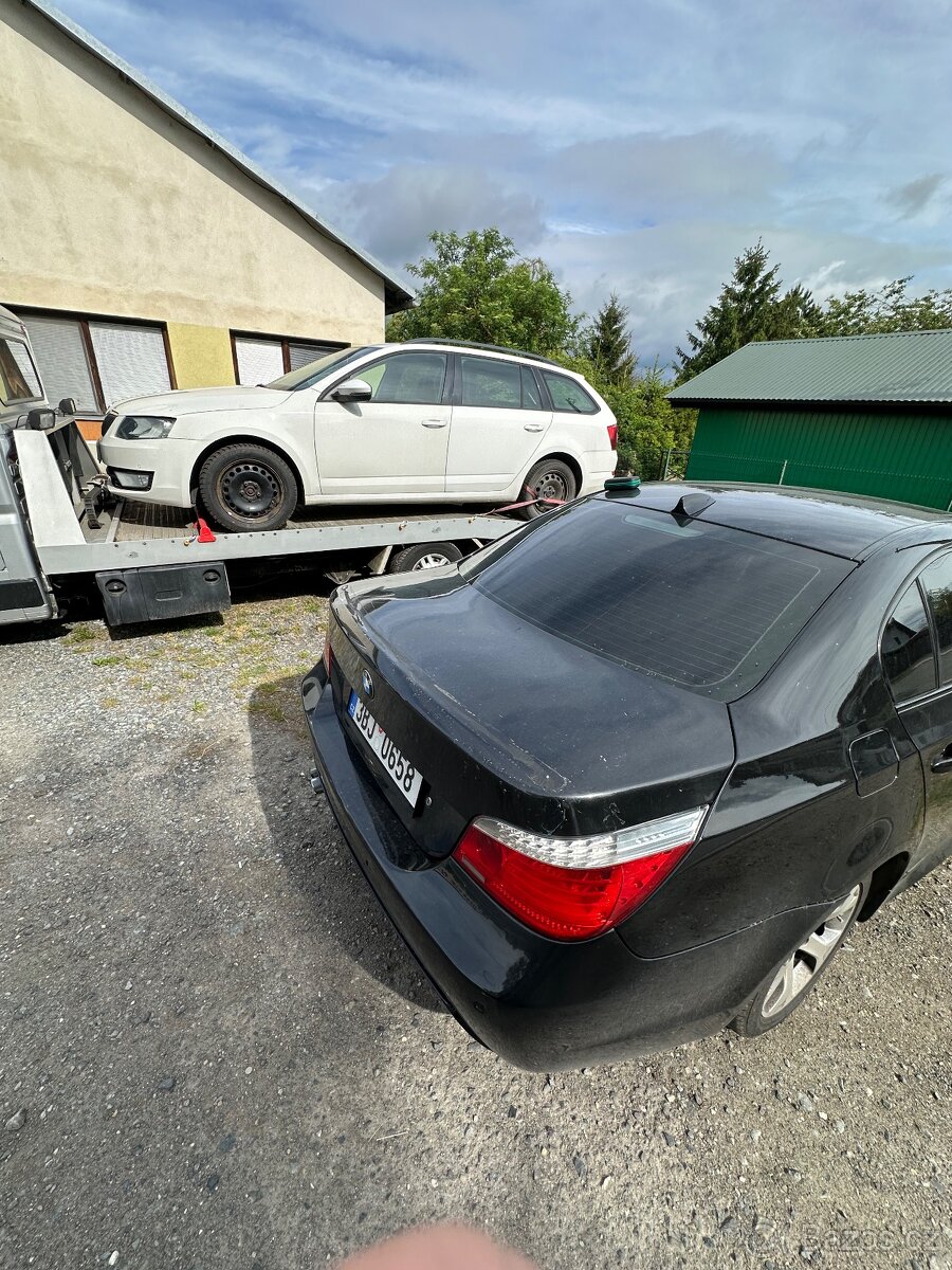 Kufr e60 Black Sapphire - 2