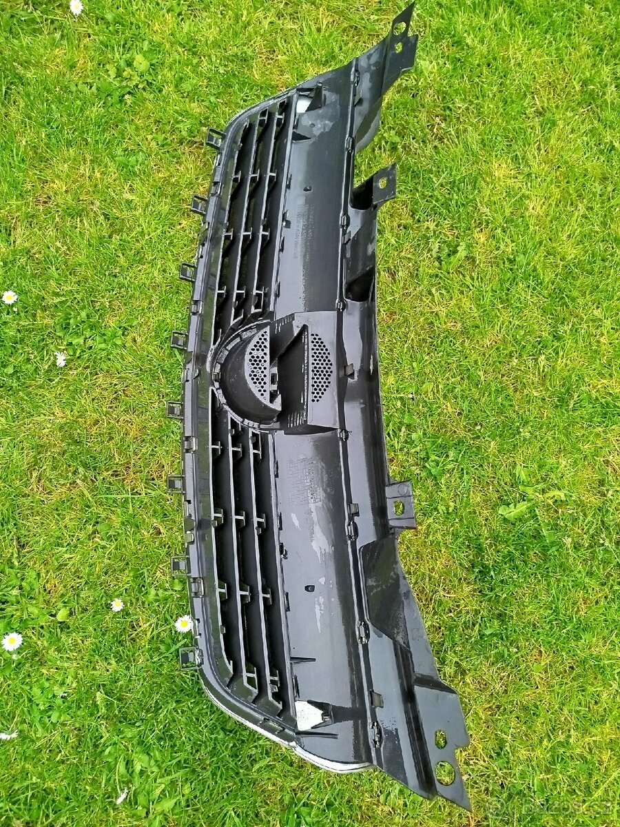 Přední maska Opel Zafira B - 2