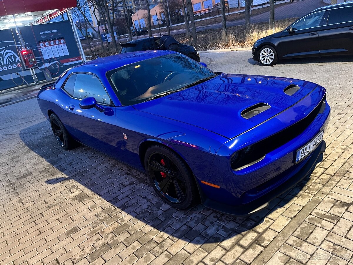 Dodge Challenger 6.4 scat pack Automat - 2