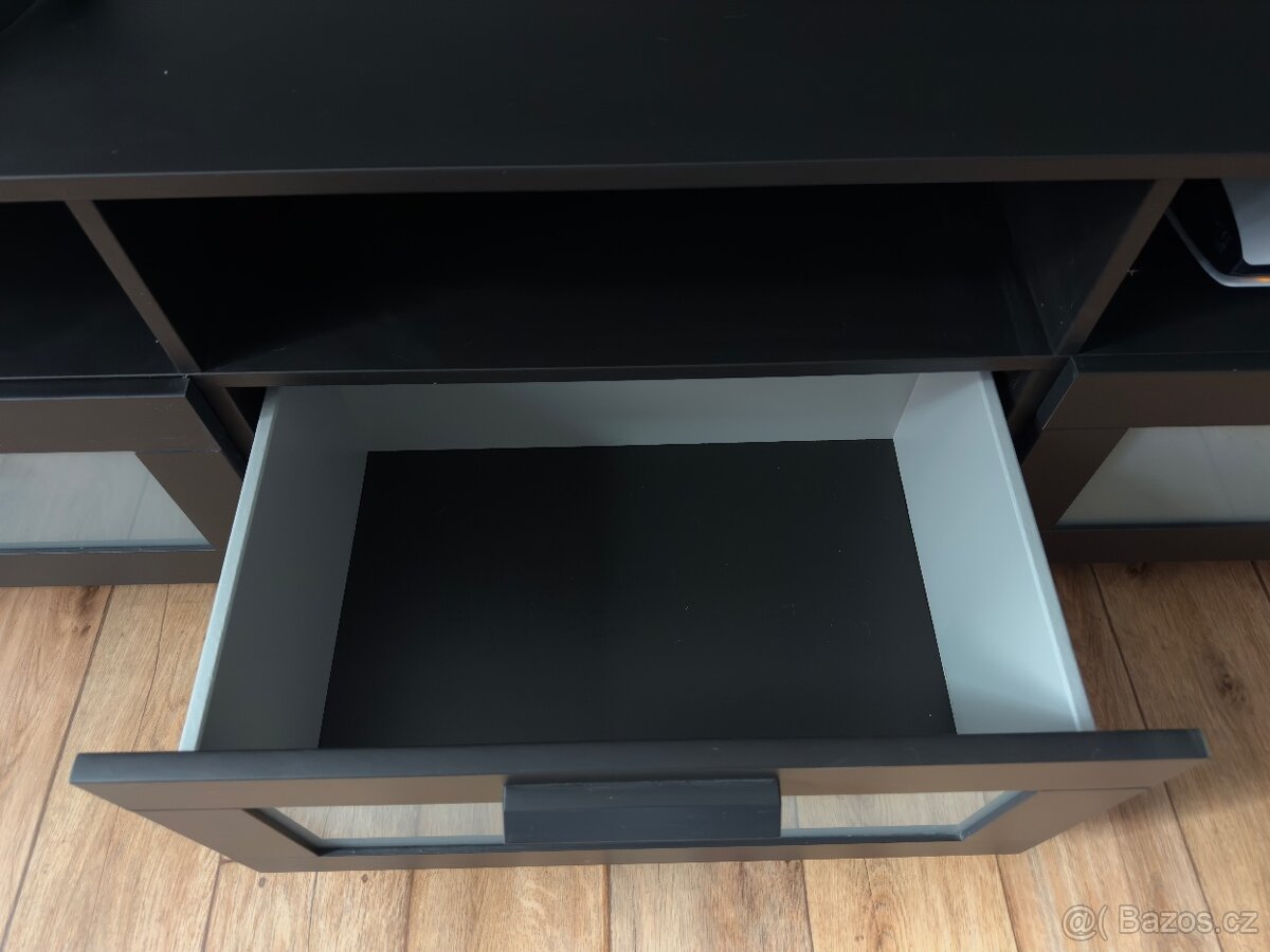 Komoda pod tv - 2