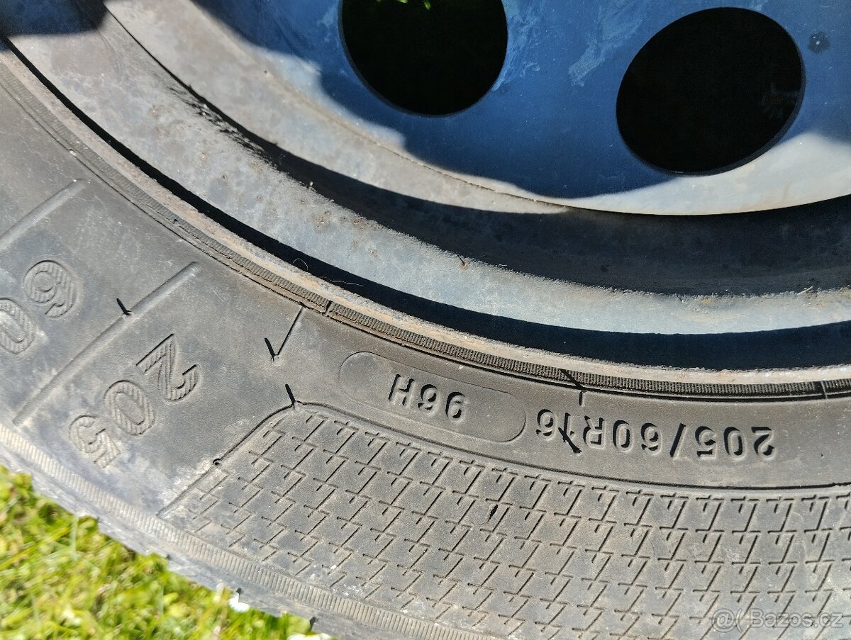 205/60r16 - 2