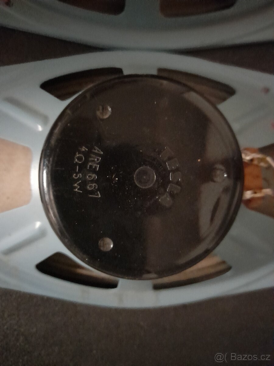 Tesla are667 - 2