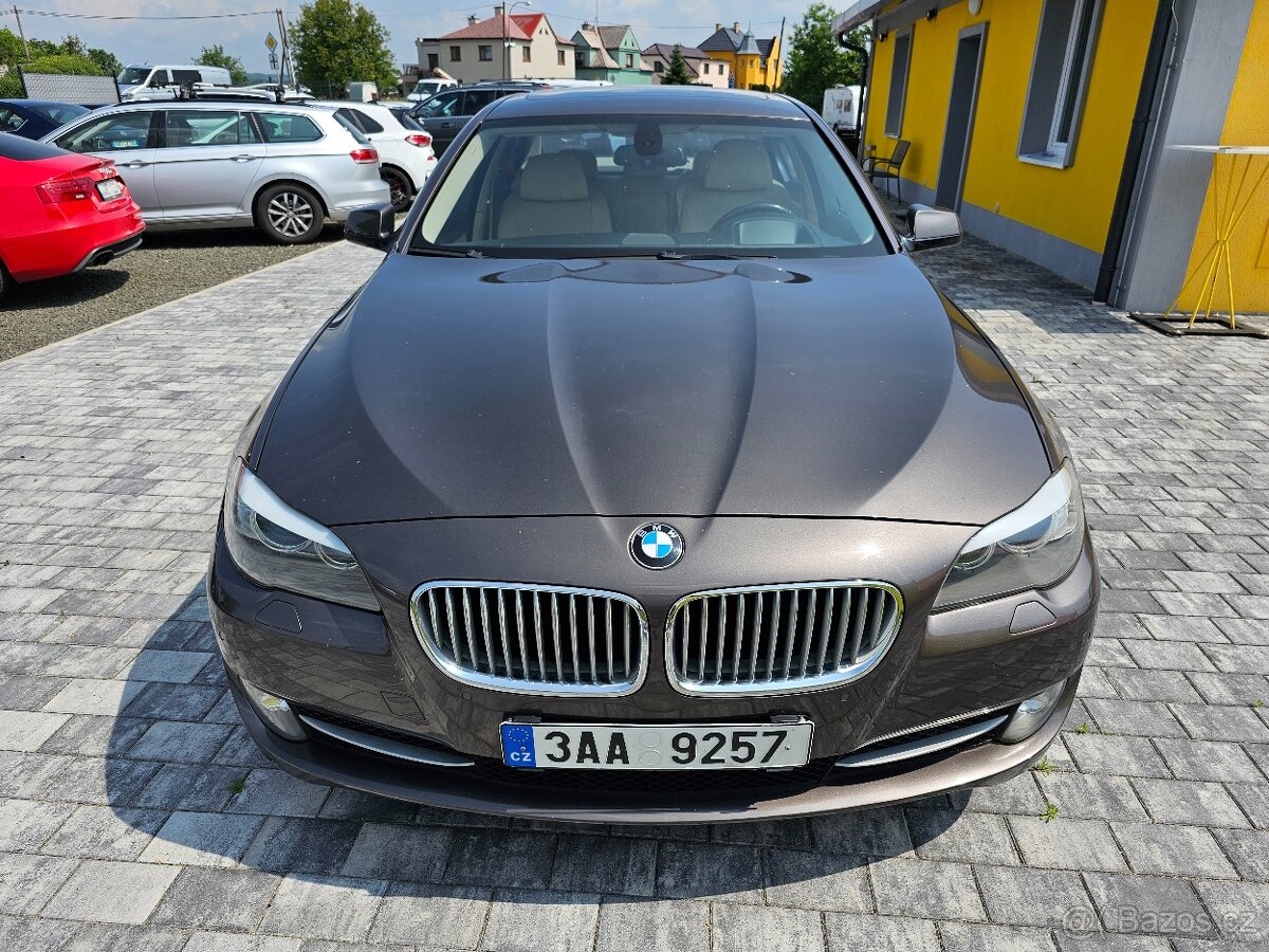 Prodám: BMW Řada 5, 550I XDRIVE - 2