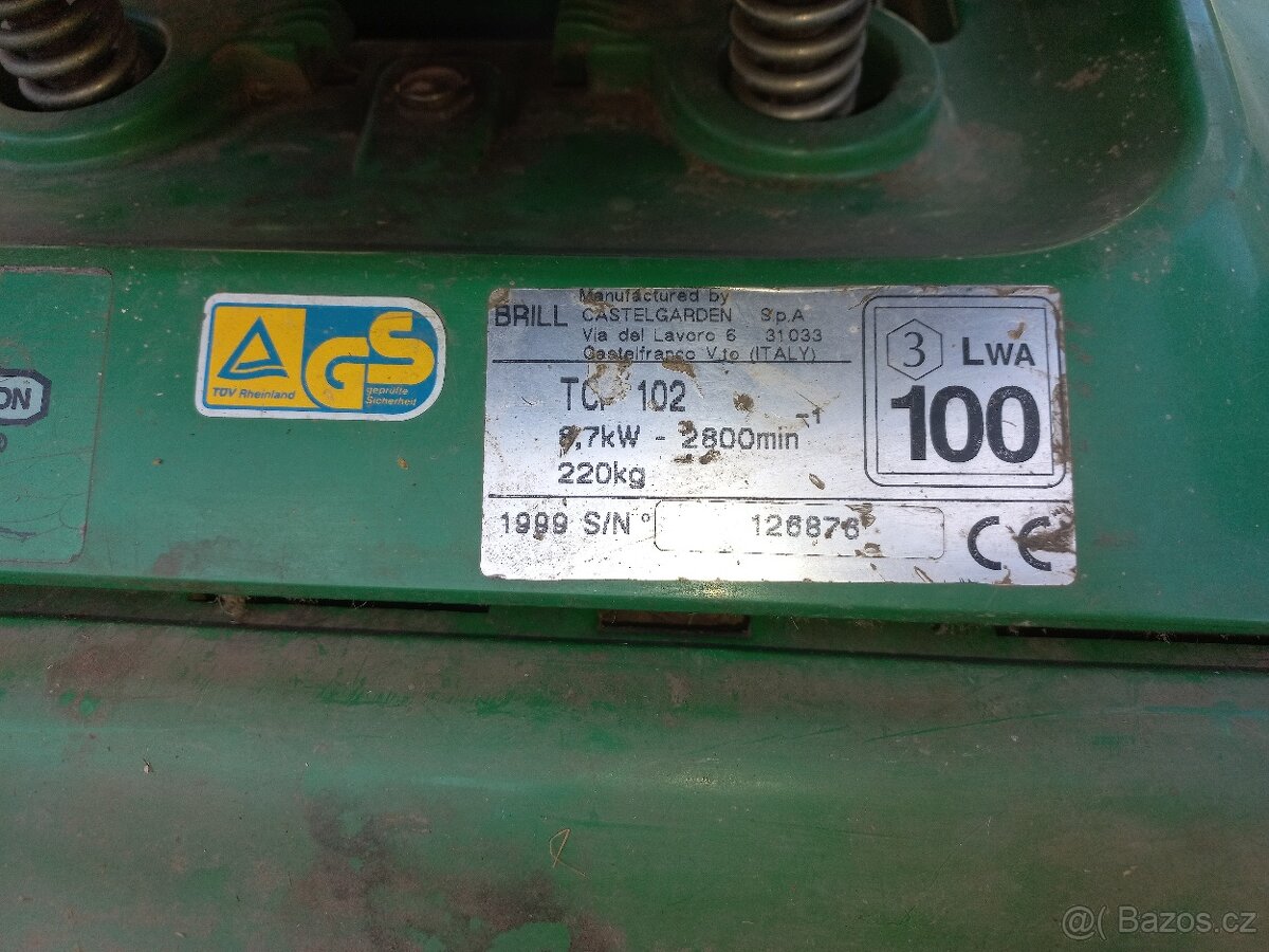 Zahradní traktor Castegarden - 2