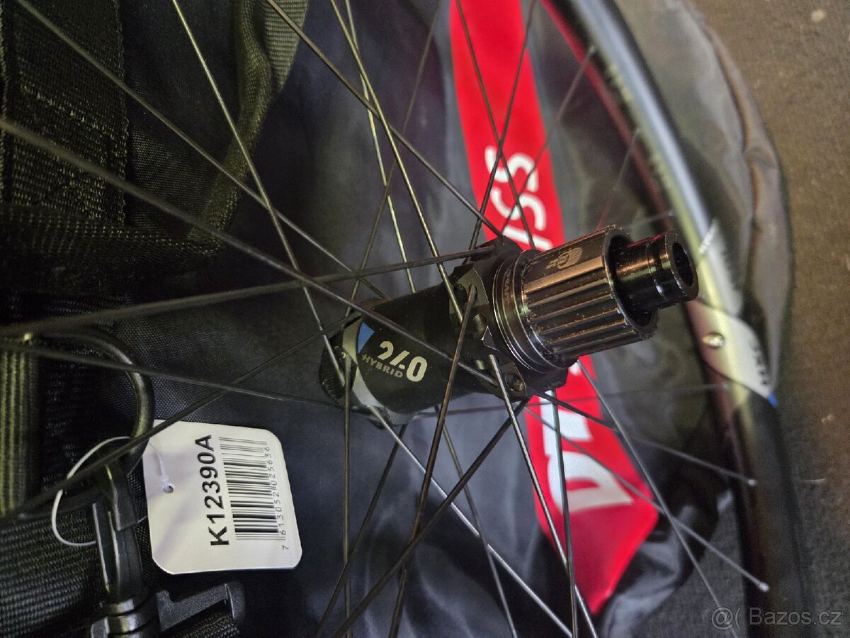 DT swiss HXC 1501 spline mullet - 2