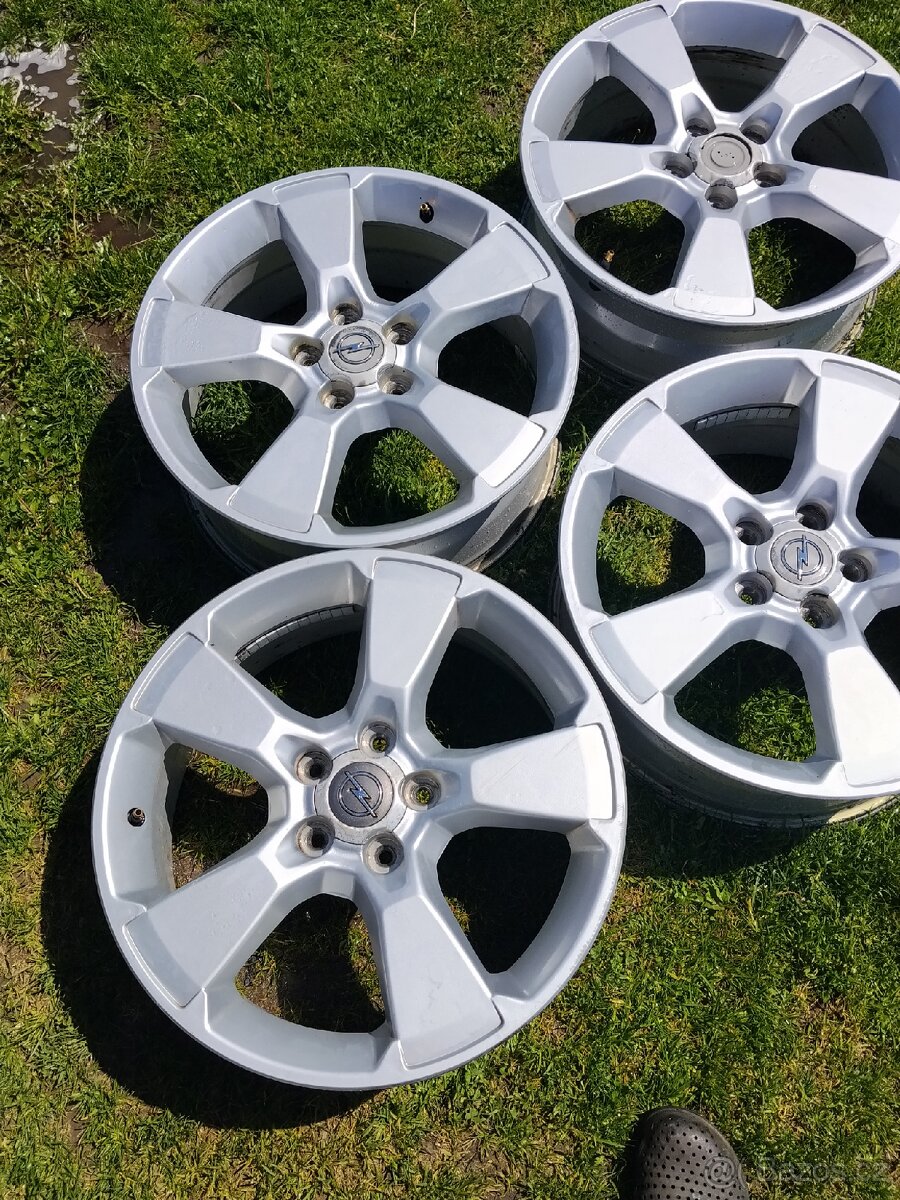 ALU kola - 2
