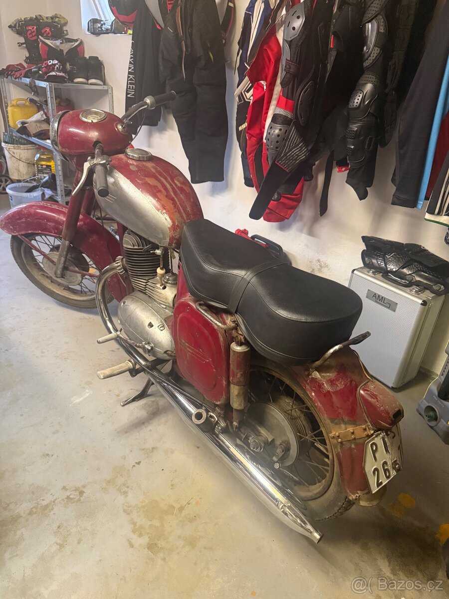 Jawa 250/353. Kývačka - 2