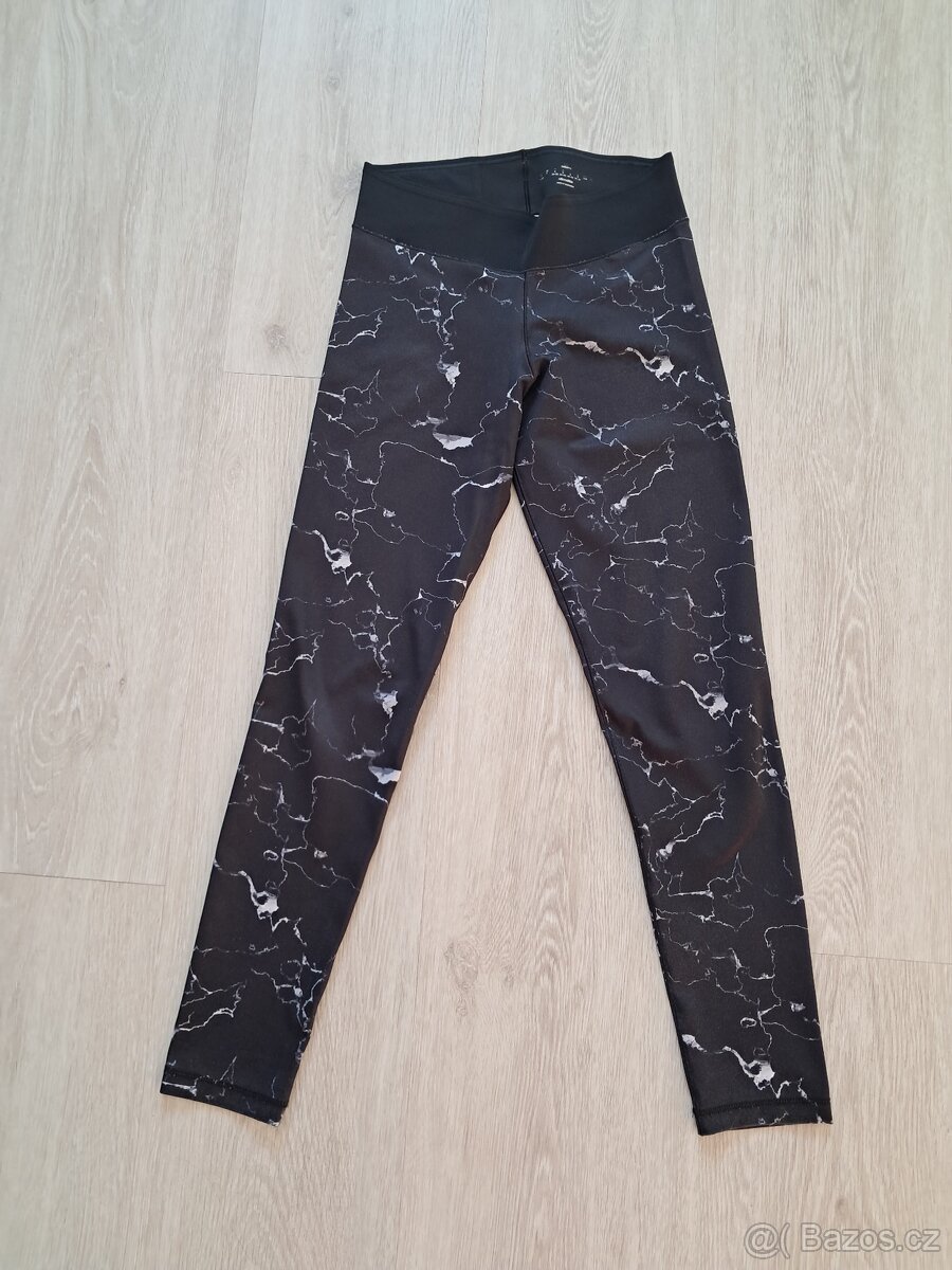 Legíny Adidas vel. S - 2