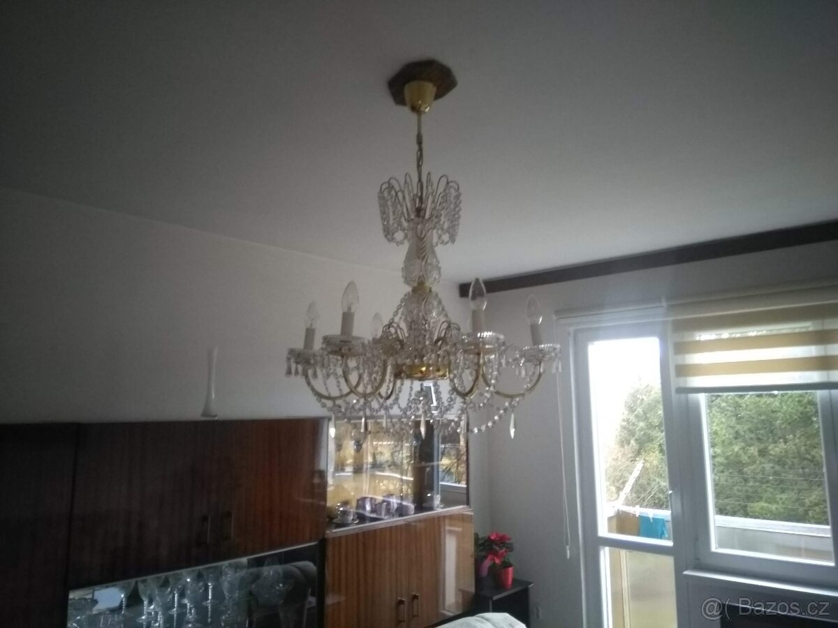 Křišťálový lustr - 2