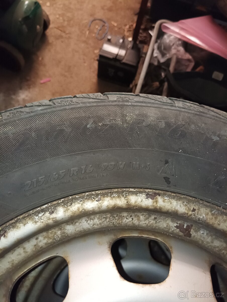 215/65 R16 zimní - 2