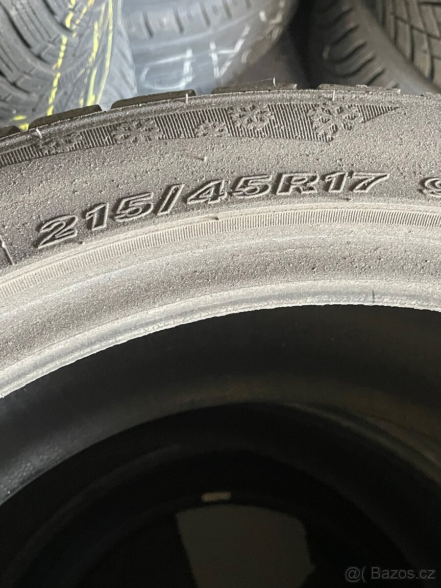 215/45R17 nexen zimni - 2