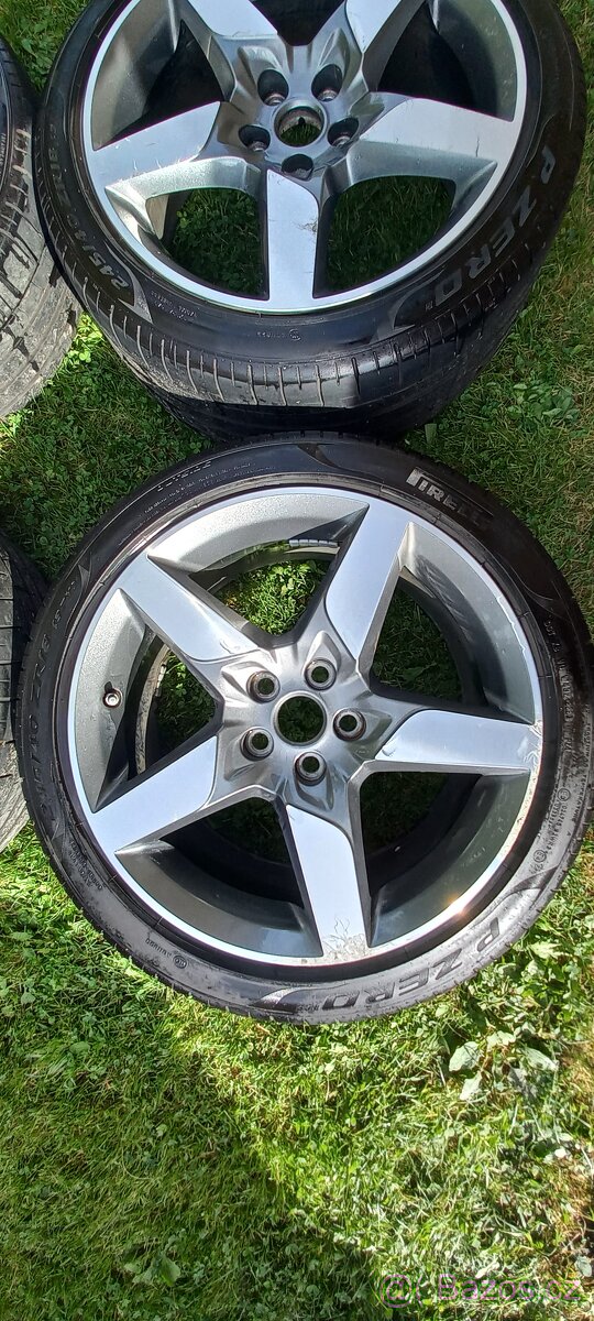 Jaguar letni pneu kola disky 5x108 Pirelli P Zero - 2