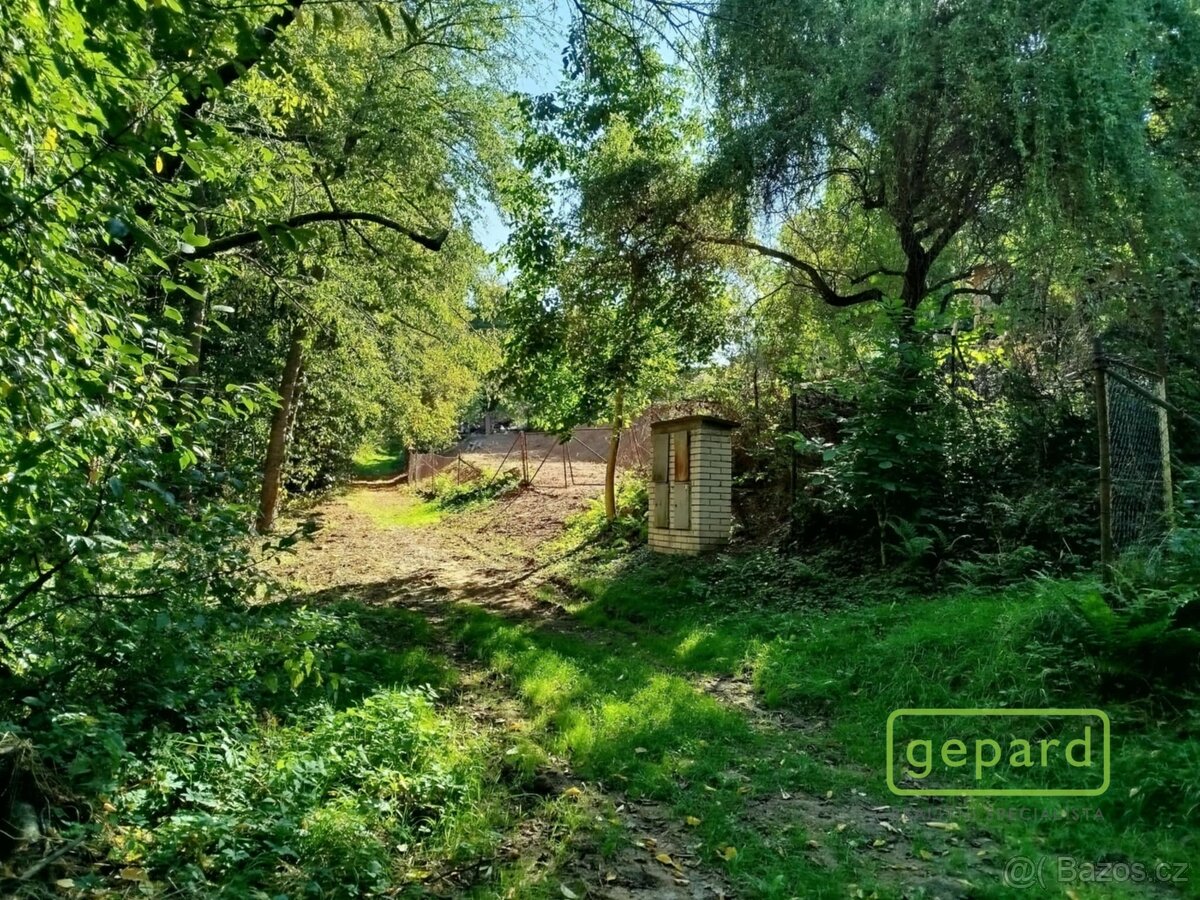 Prodej pozemku na výstavbu chaty u ČB - 2