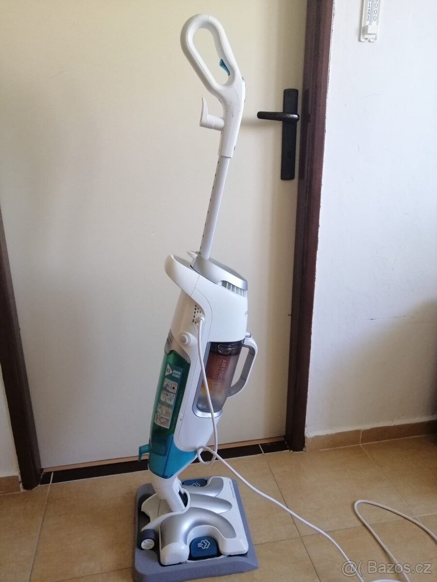 Parní čistič Rowenta Clean&Steam RY7557WH bílý - 2