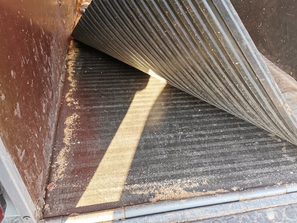 Garážovaný přepravník - 2