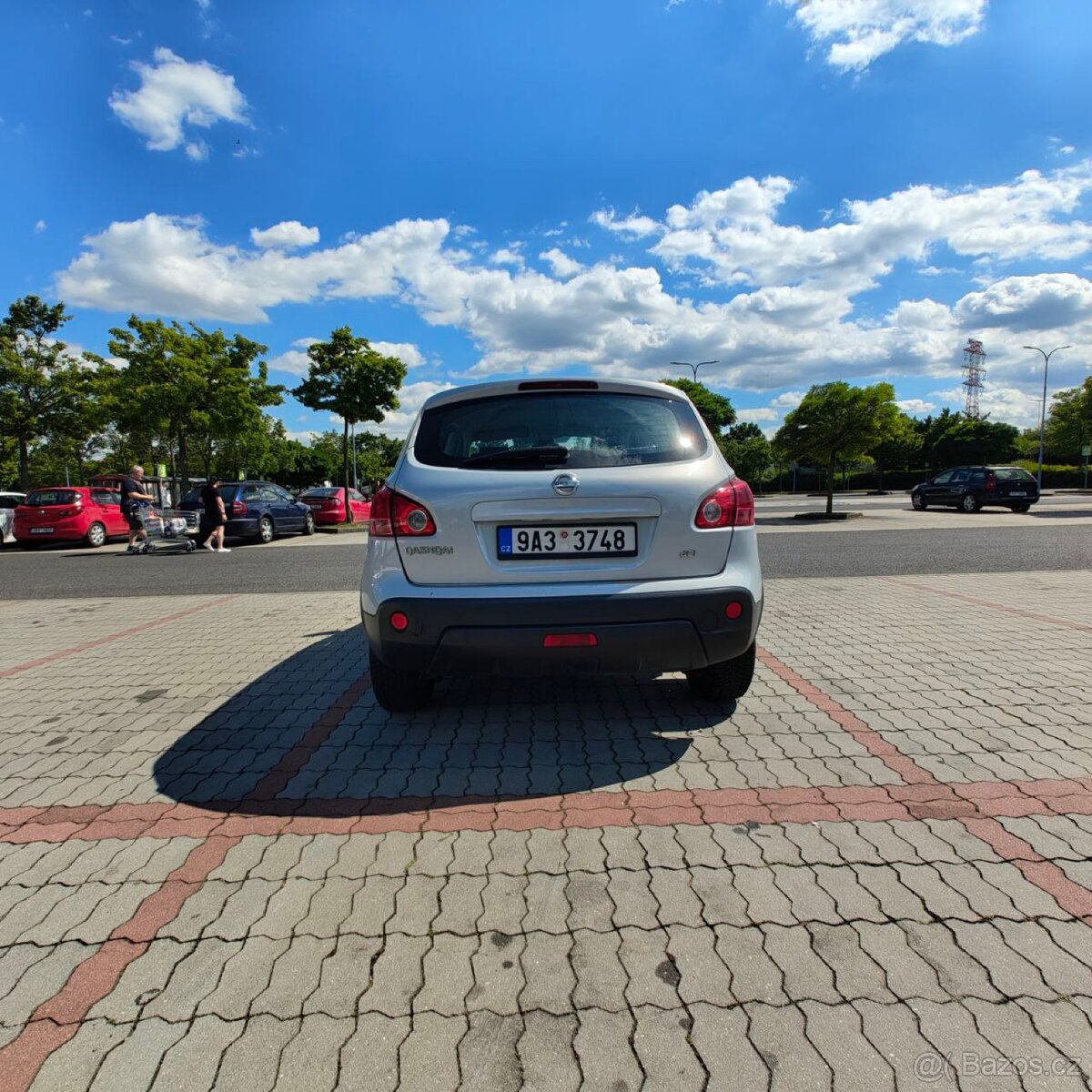 Nissan qashqai j10 - 2