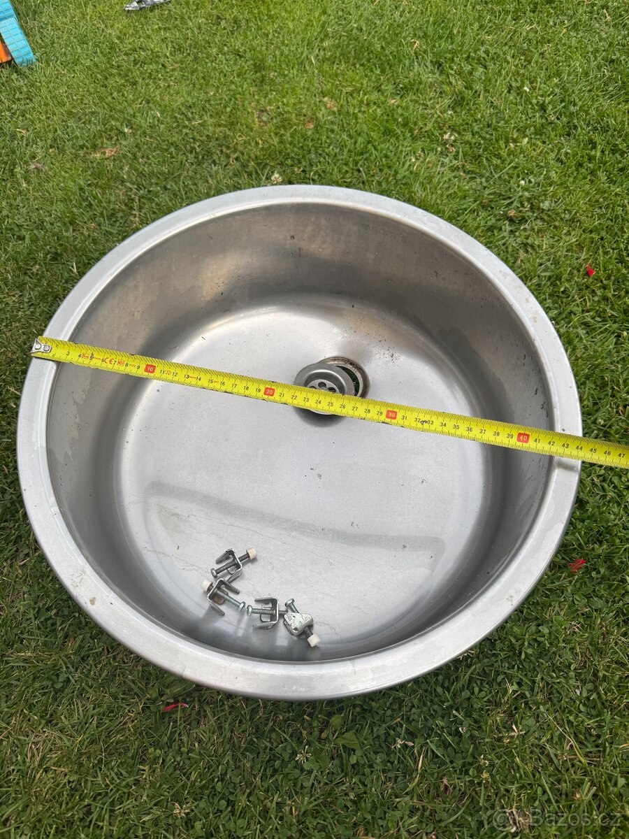 různá umyvadla - 2