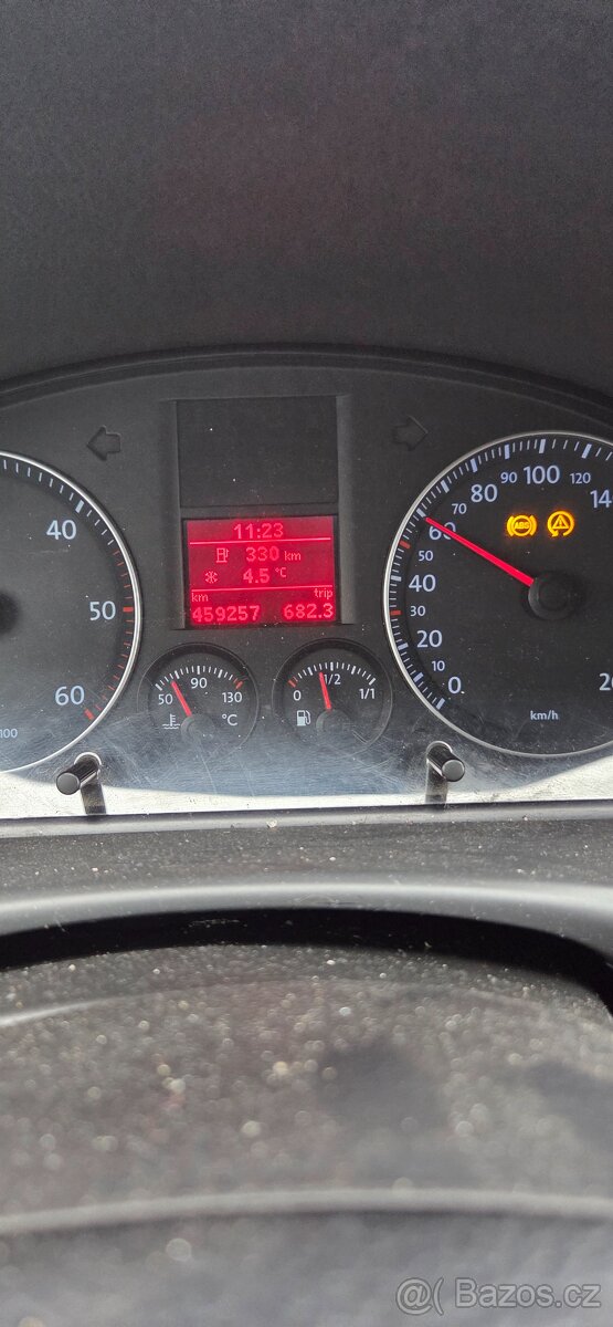 Touran 2.0 tdi 100kw rok 2003 - 2