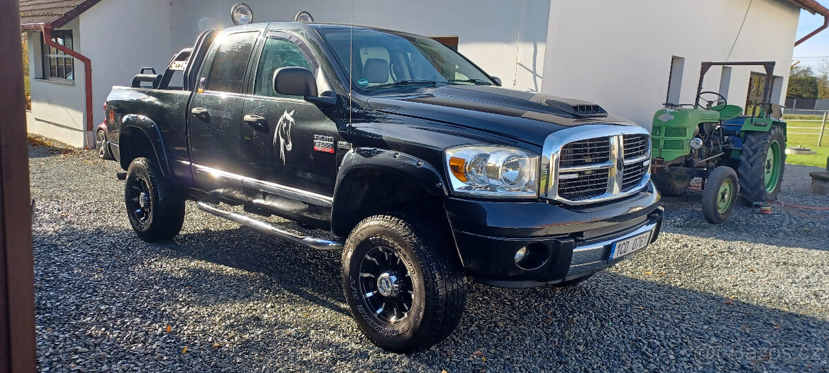 Dodge Ram 2500 - 2