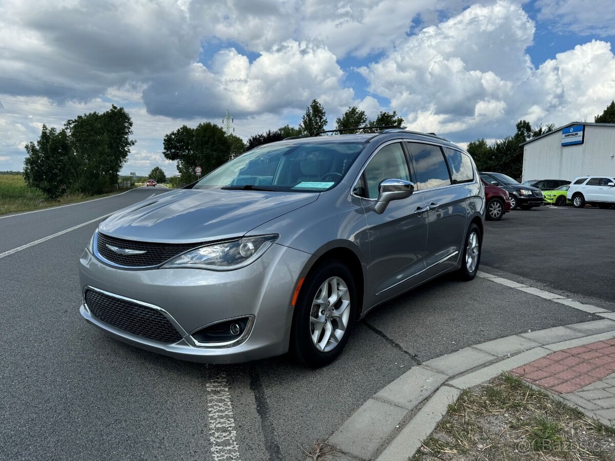 Chrysler Pacifica 3,6 RU Limited Čočka 2020 DPH - 2