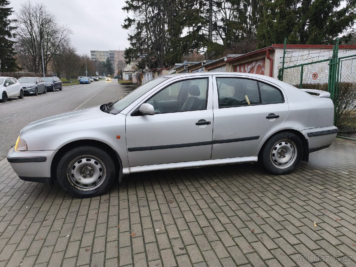 Škoda Octavia 1 - 2