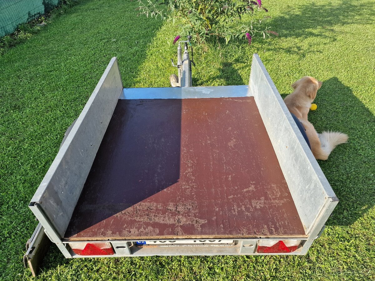 Přívěsný vozik VEZEKO TRUMF. STK 3/2028 - 2