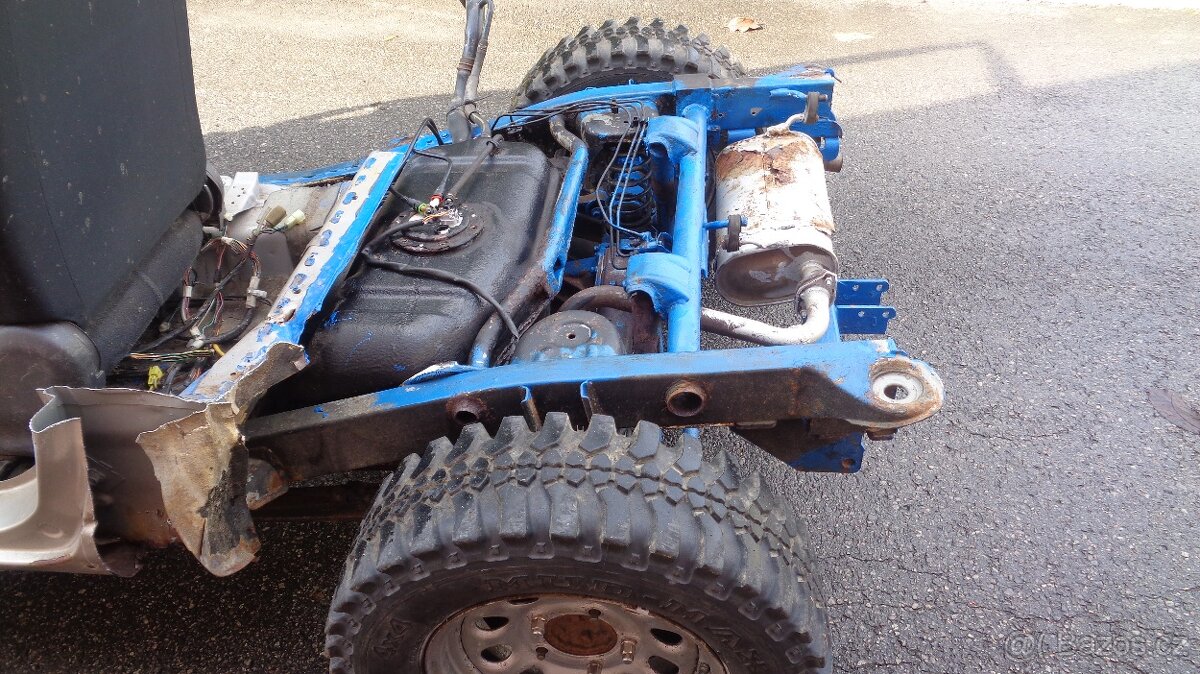 Suzuki Jimny diely 60 kw benzin - 2