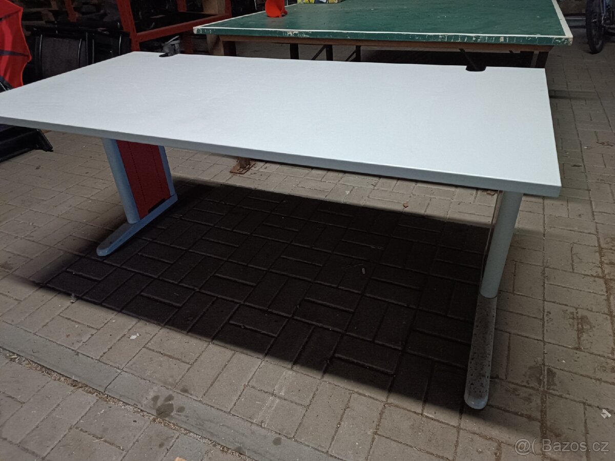 Kancelářský polohovací stůl - 2