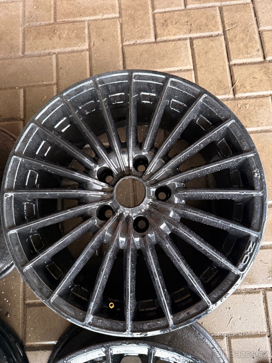 Alu disky OZ 35 r17 5x114,3 - 2