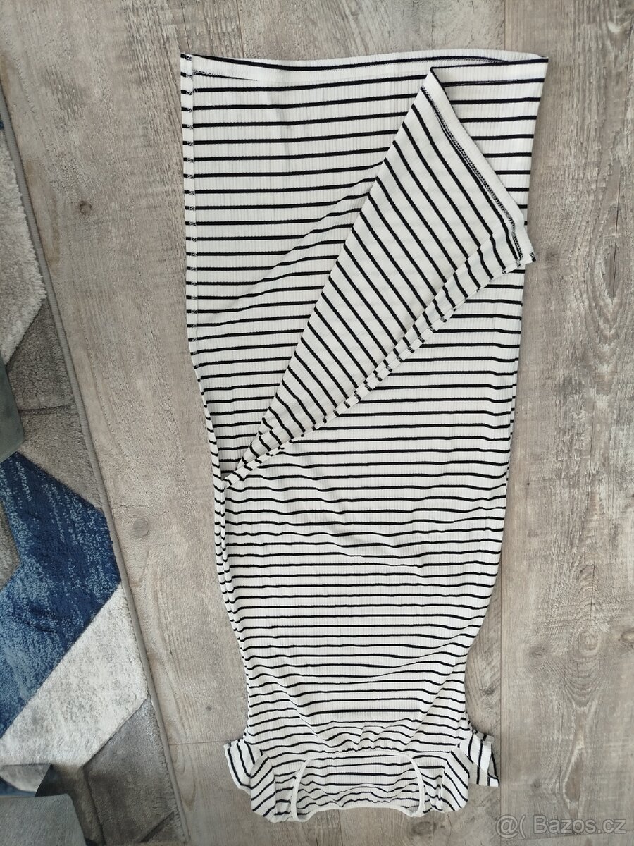 nové šaty s rozparkem - 2