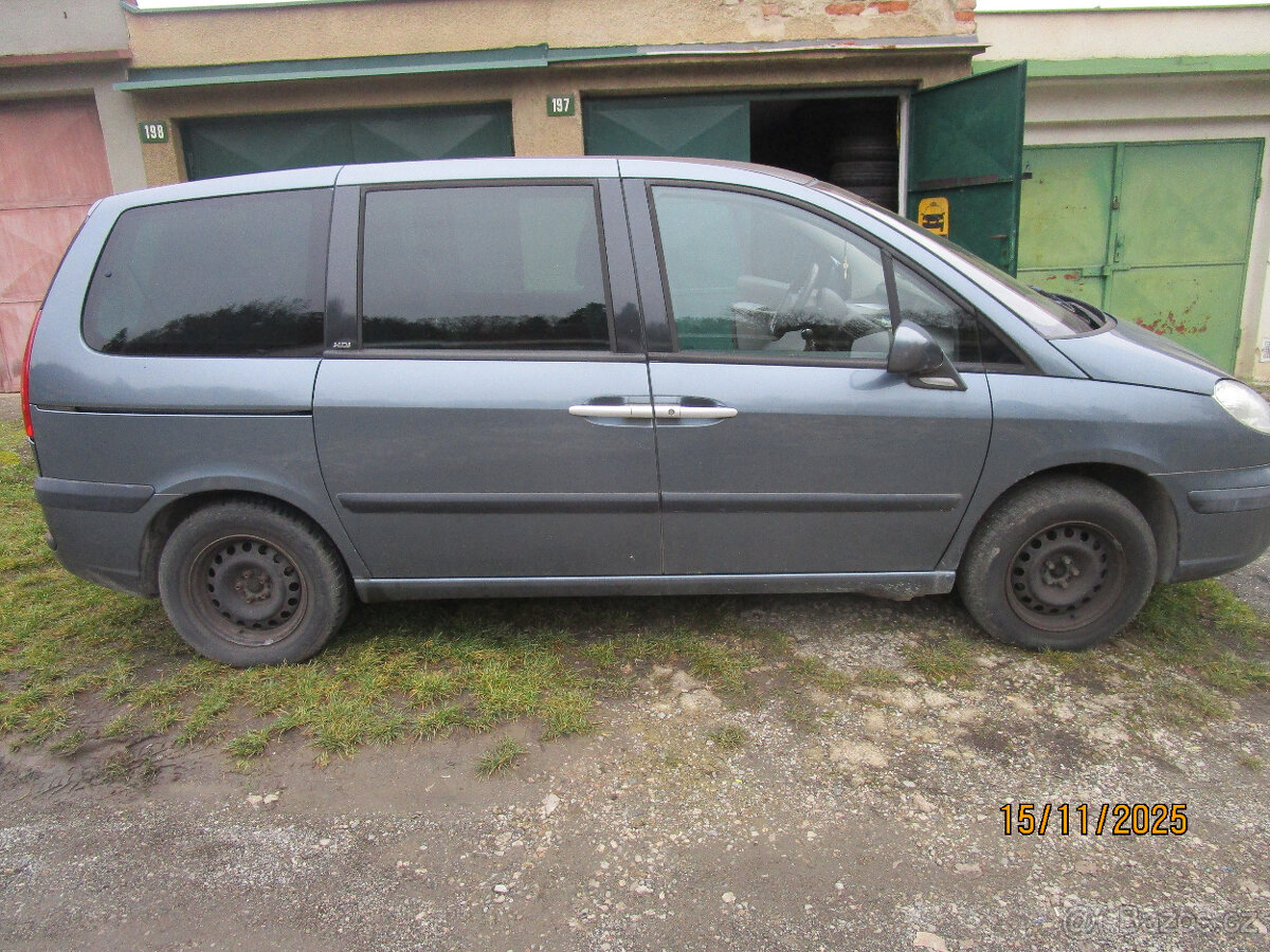 Peugeot 807 2,2 HDI... - 2