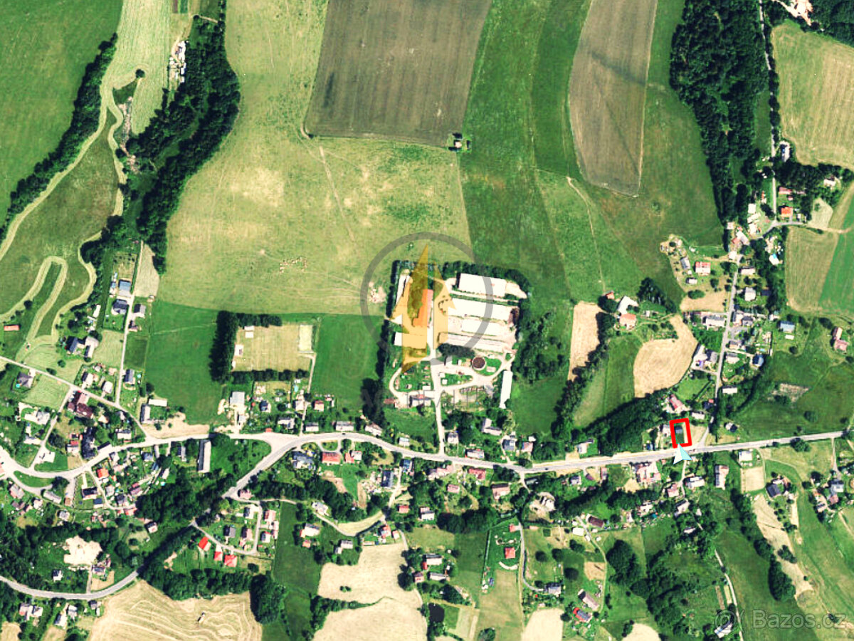 Prodej stavebního pozemku o výměře 800 m² s rozestavěnou sta - 2