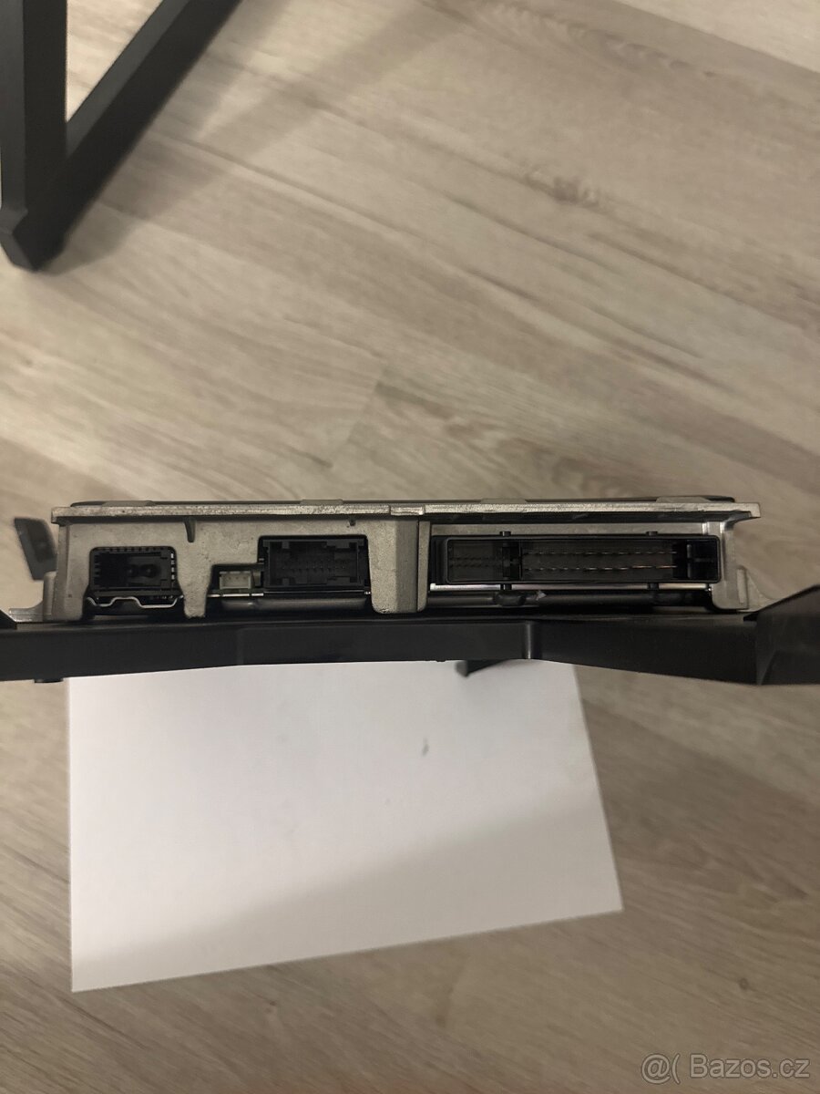 Prodám BOSE zesilovač Audi A6 / A7 4G – 4G5 035 223 C - 2