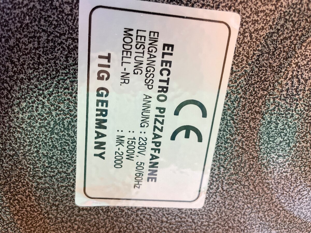 Elektrická pečící pánev - 2