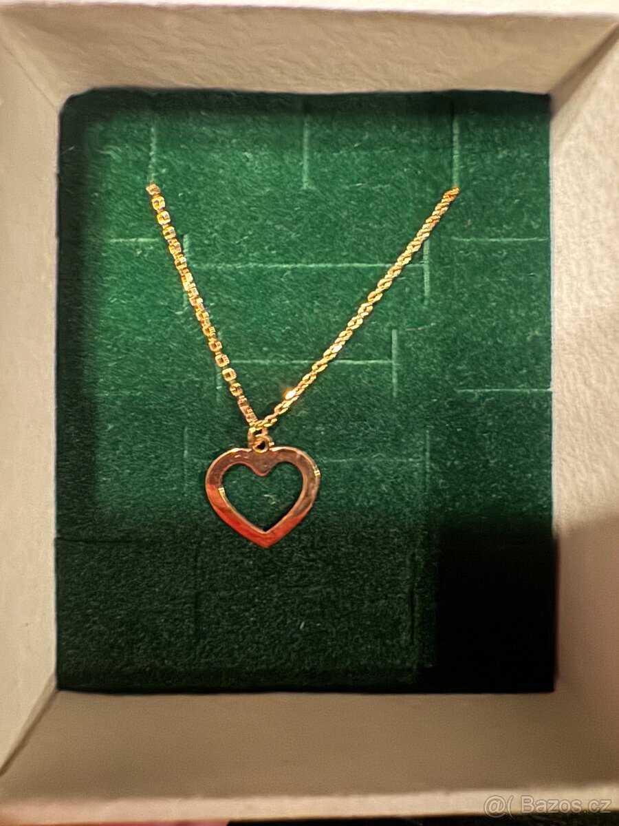 Zlatý řetízek se srdíčkem – 585/14k – nový - 2
