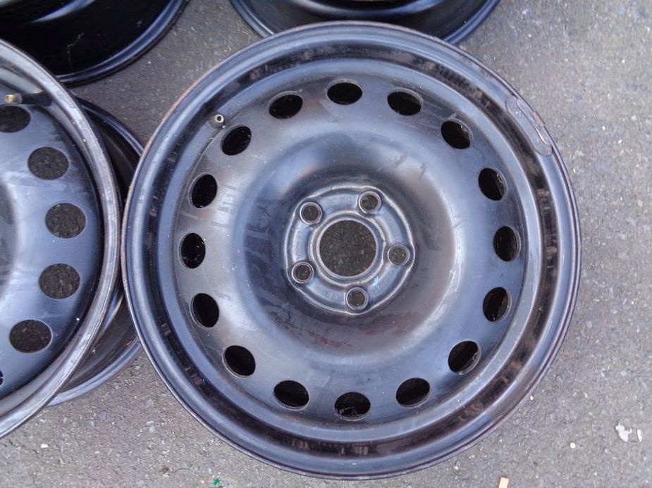 Plechové disky 16",rozteč 5x108,ET 42,šíře 7J, střed 60,1 - 2