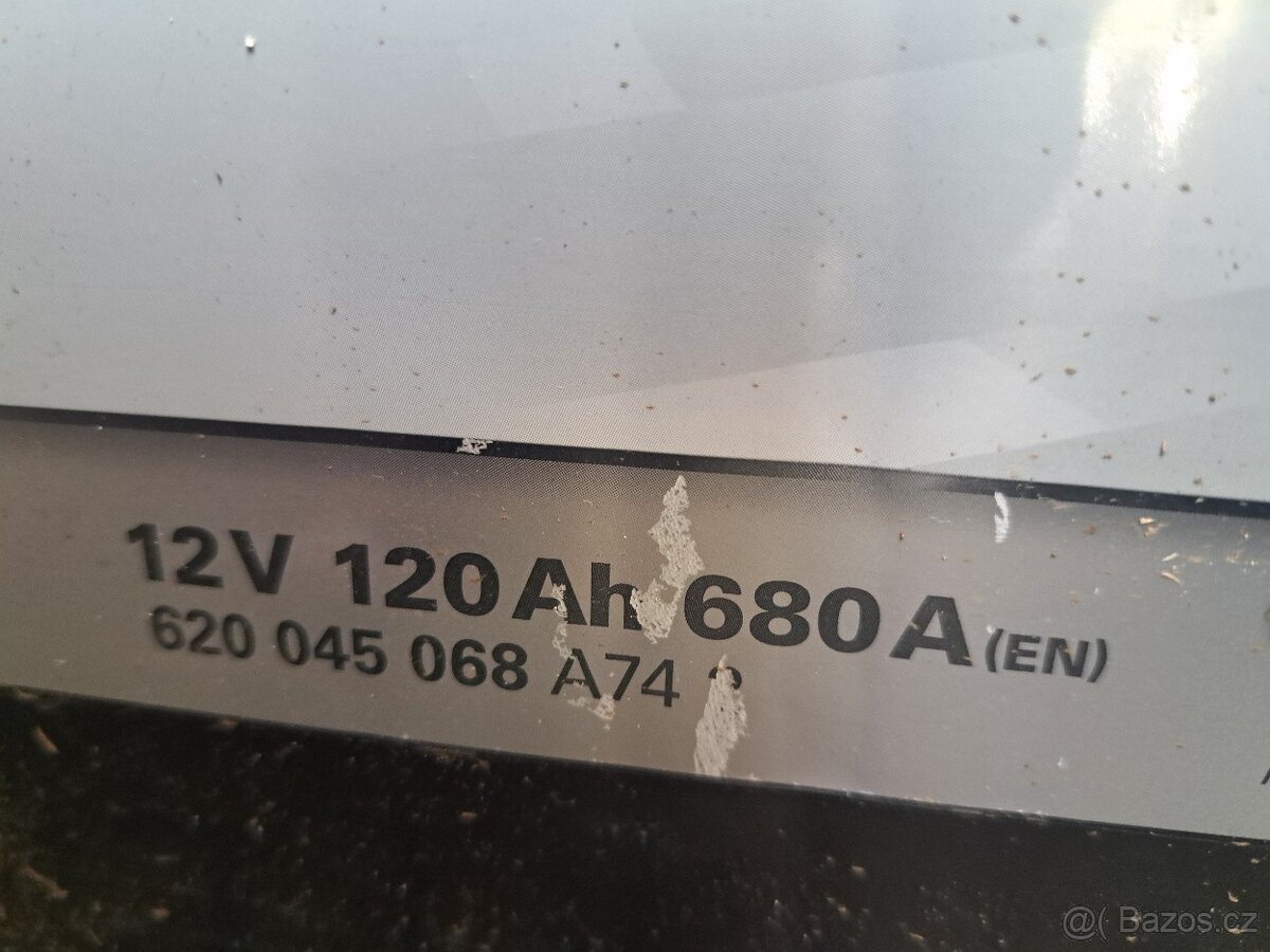 Autobaterie Varta - 2