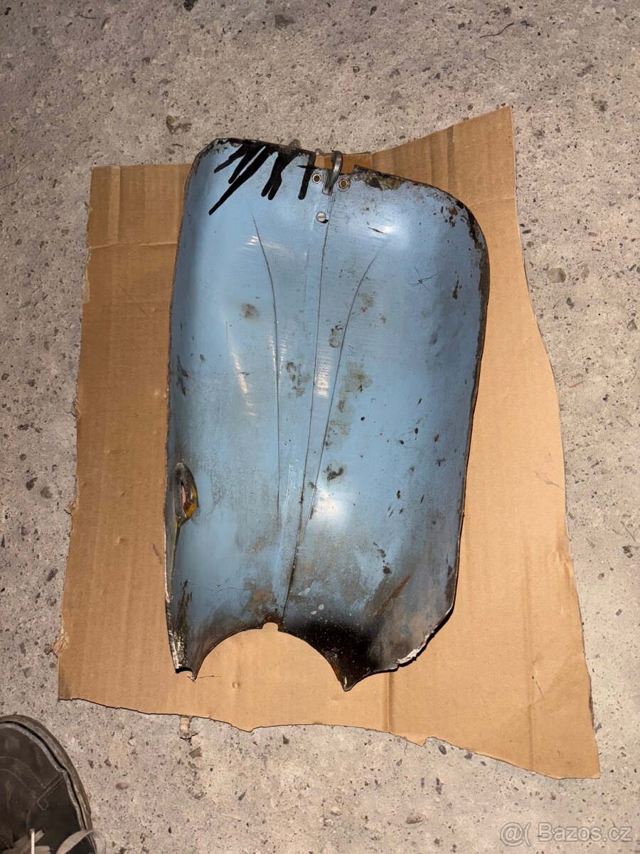 Vrchní prsíčka jawa 50/21 - 2