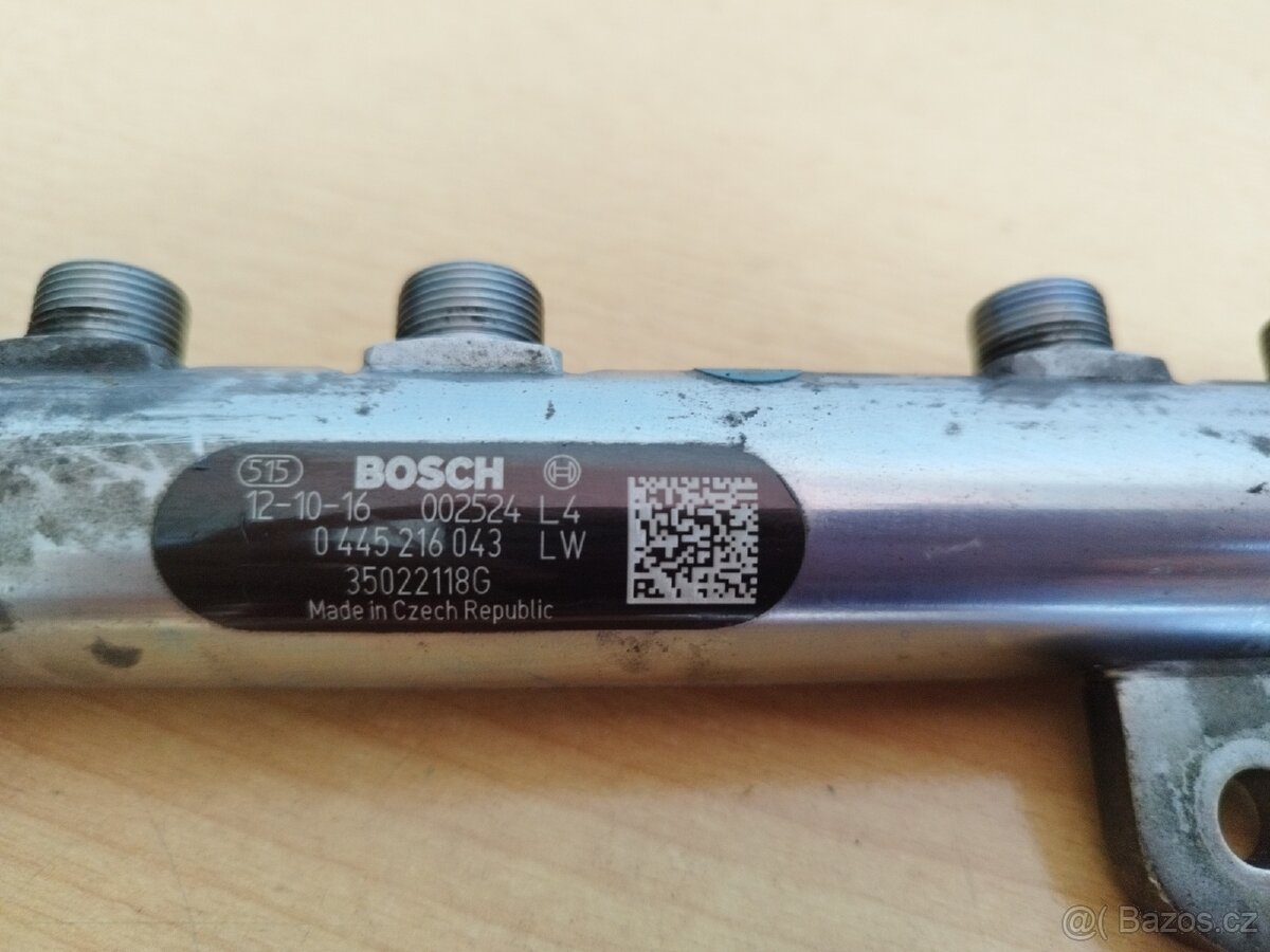 Palivová lišta Bosch 445216043 - 2